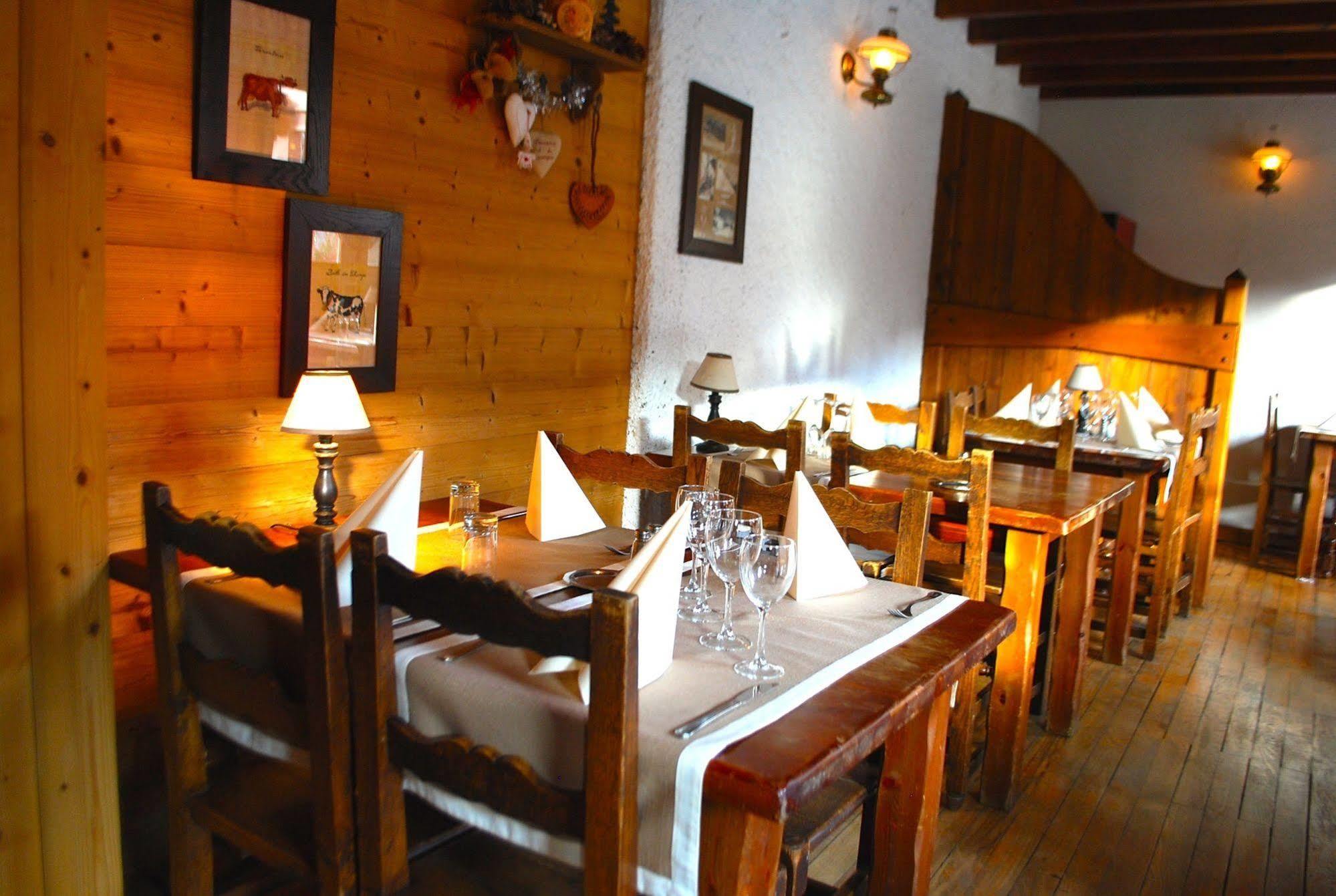 Hotel Le Christiania Arêches Buitenkant foto